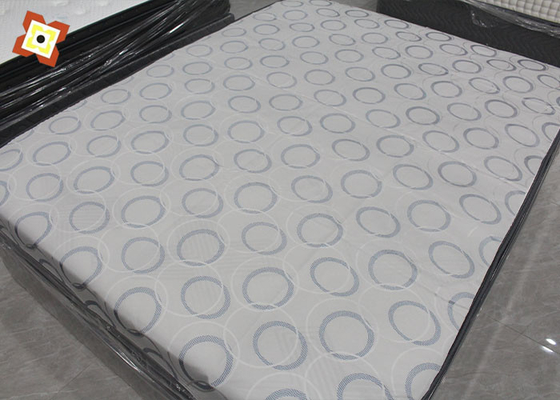 Pasta bianca che stampa larghezza imbottente del tessuto 235cm del materasso molle