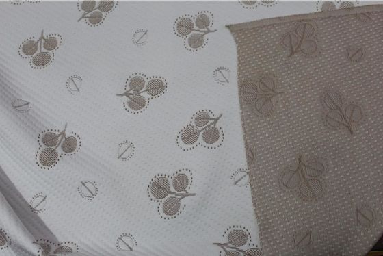 Jacquard tessuto poliestere respirabile 160gsm che tricotta tessuto per la fodera per materassi
