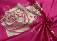 il filo di ordito 100% del poliestere ha tricottato tessuto rosa stampato del materasso della polvere dell'oro il grande